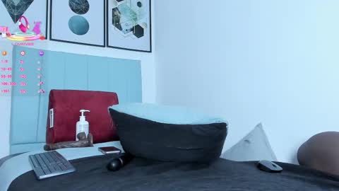 Hinazuru online show from March 2026 07:09:01 PM