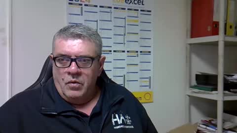 Snapshot of hippopotame17 chatting on December 2024 07:06:02 AM hippo online show from December 2024 07:06:02 AM