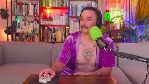 HipsterTrash Clark one half of Task Manager online show from June 2026 01:58:02 PM