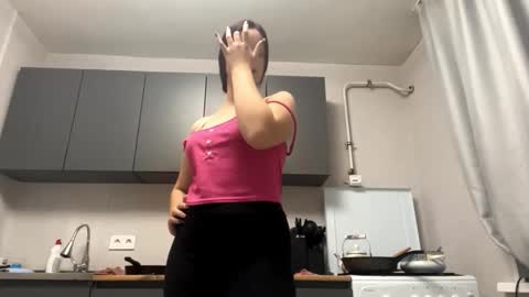 Viola online show from October 2025 02:17:02 PM
