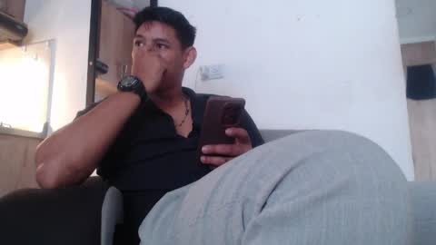 Snapshot of hiroshi_shen2 chatting on May 2026 01:05:02 PM hirosi shen online show from May 2026 01:05:02 PM