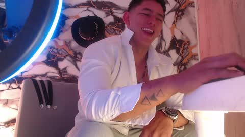 Snapshot of hiroshi_shen2 chatting on June 2026 12:11:01 PM hirosi shen online show from June 2026 12:11:01 PM
