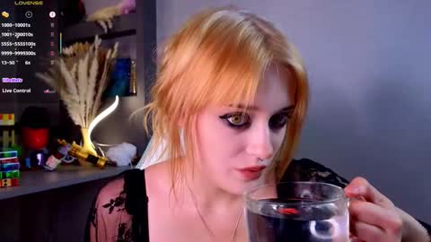 Snapshot of hisoka__akerley chatting on September 2025 04:39:01 PM Ella online show from September 2025 04:39:01 PM