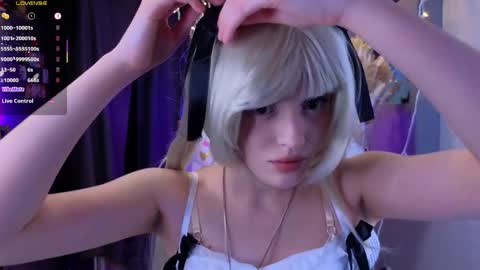 Snapshot of hisoka__akerley chatting on May 2026 07:54:02 PM Ella online show from May 2026 07:54:02 PM