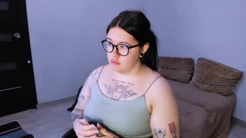 Dina online show from December 2025 07:57:02 AM