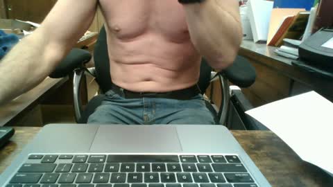 Snapshot of hnic9999 chatting on January 2025 09:03:01 PM Nick online show from January 2025 09:03:01 PM