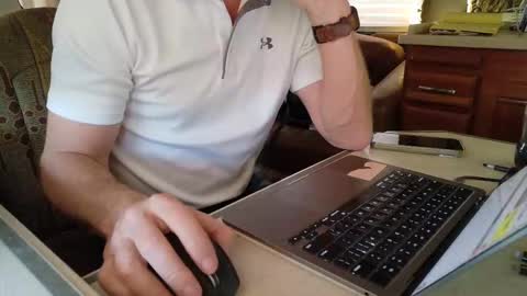 Snapshot of hnic9999 chatting on November 2025 11:24:01 PM Nick online show from November 2025 11:24:01 PM