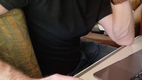 Snapshot of hnic9999 chatting on November 2025 10:35:01 PM Nick online show from November 2025 10:35:01 PM