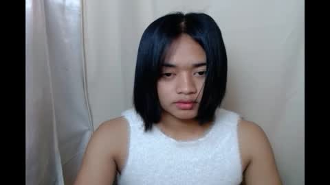 Snapshot of hoelyhanabi chatting on November 2025 05:01:02 AM KIESH online show from November 2025 05:01:02 AM