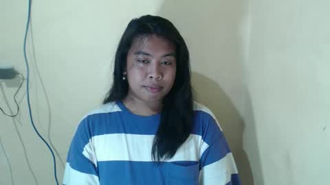 Layla3 online show from April 2026 12:43:02 PM