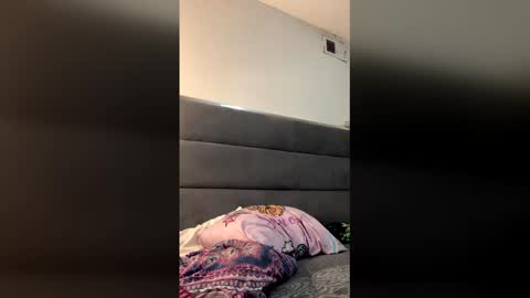 Snapshot of hoffman0189 chatting on February 2026 02:16:02 AM hoffman0189 online show from February 2026 02:16:02 AM