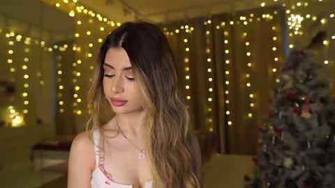 Moni Monica online show from December 2025 08:09:02 AM