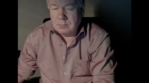 Holger online show from November 2025 03:03:02 PM