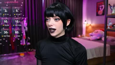 Holli online show from January 2026 05:56:01 AM