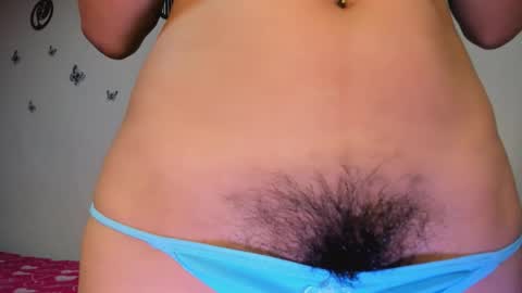 holly... online show from April 2026 02:56:02 PM