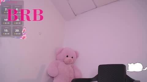 Snapshot of holly_16 chatting on February 2025 07:23:01 PM holly_16 online show from February 2025 07:23:01 PM