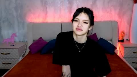 Holly online show from June 2026 02:01:01 AM