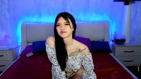 Holly online show from June 2026 08:34:02 AM