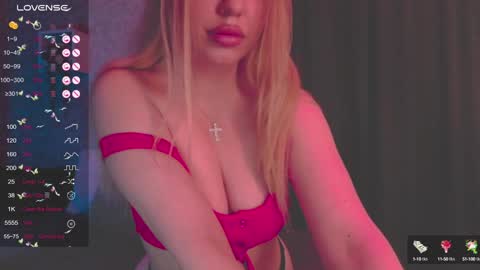 holly_molly8 online show from January 2025 05:13:01 PM