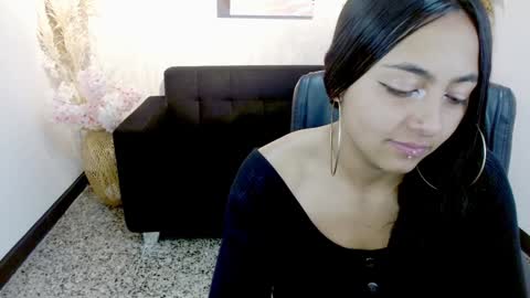 Holly online show from December 2024 03:34:01 AM