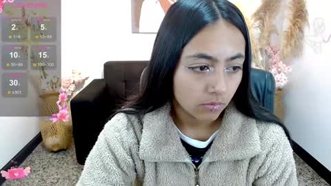 Holly online show from January 2025 03:12:01 AM