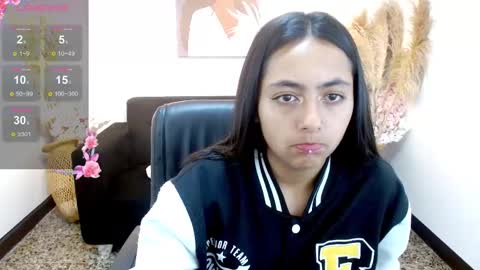 Holly online show from February 2025 02:59:02 AM