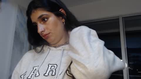 hollyshit_ online show from February 2025 11:55:02 PM