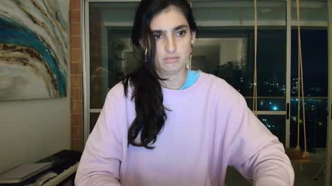 Snapshot of hollyshit_ chatting on January 2026 12:05:01 AM hollyshit_ online show from January 2026 12:05:01 AM