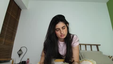 Snapshot of hollyshit_ chatting on February 2026 12:14:02 AM hollyshit_ online show from February 2026 12:14:02 AM