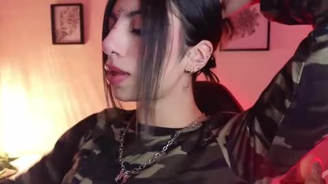 holly online show from April 2026 12:52:02 AM