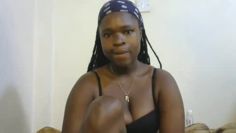 holy_ebony online show from March 2026 02:57:02 AM