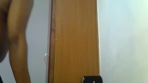 holy_ebony online show from May 2026 04:01:02 PM