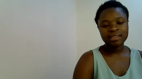 holy_ebony online show from June 2026 11:43:02 AM