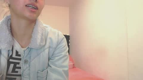 Juli online show from April 2026 04:10:02 AM