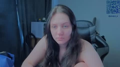 Snapshot of holy_kveta chatting on June 2026 02:53:01 AM Kviki online show from June 2026 02:53:01 AM
