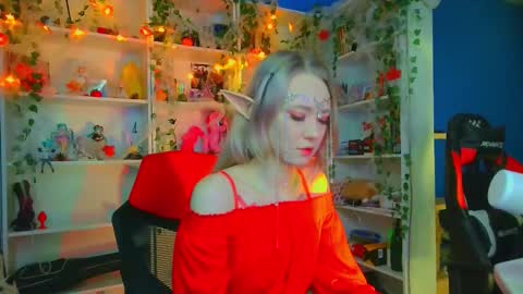 Snapshot of holy_rumi chatting on October 2025 11:03:01 AM Rumi online show from October 2025 11:03:01 AM