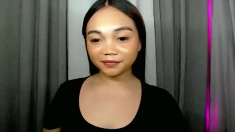 Snapshot of holy_shine chatting on May 2026 09:40:01 AM Bella online show from May 2026 09:40:01 AM