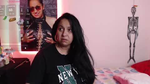 Snapshot of holydeath_1 chatting on October 2025 10:52:02 PM Milena online show from October 2025 10:52:02 PM