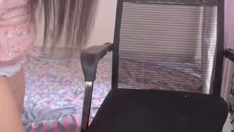 Mira and Abraham online show from October 2025 05:29:01 AM