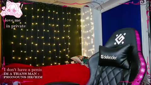 Honelints boyblonde hair AsterMIntfemboybrown hair online show from March 2025 05:33:02 PM