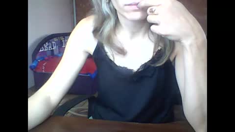 honey0bunny35 online show from December 2024 08:02:02 AM