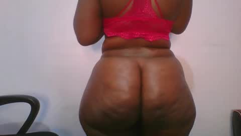 honey_beb online show from October 2025 06:11:02 AM