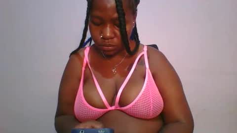 Snapshot of honey_beb chatting on November 2025 02:55:01 AM honey_beb online show from November 2025 02:55:01 AM