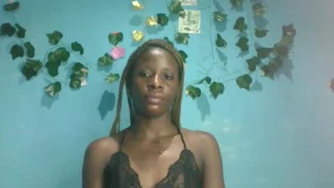 Queen online show from October 2025 07:09:02 PM