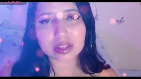 Snapshot of honey_buns_1 chatting on November 2025 03:16:01 PM mimi online show from November 2025 03:16:01 PM