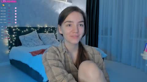 Chantal online show from October 2025 05:22:02 PM