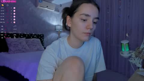 Chantal online show from November 2025 05:22:01 PM