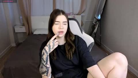 Snapshot of honey_cherrry chatting on May 2026 01:13:01 AM Honey online show from May 2026 01:13:01 AM