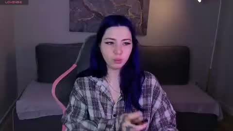 Snapshot of honey_cherrry chatting on June 2026 01:50:01 AM Honey online show from June 2026 01:50:01 AM