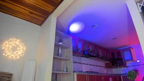 HONEY online show from January 2025 04:13:01 AM